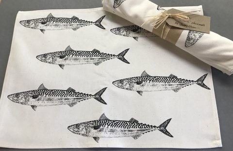 Mackerel Placemats - Pack of 4 in 'Sea Horses'